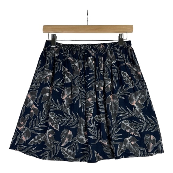 Abercrombie & Fitch Tropical Mini Skirt Size Small NWT - Picture 1 of 4